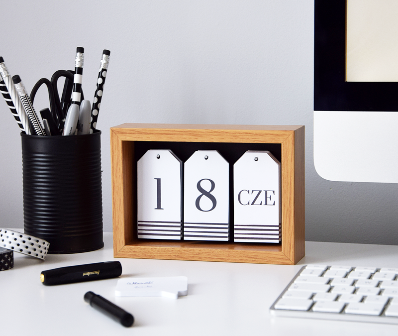 DIY: Zrób sobie kalendarz biurkowy