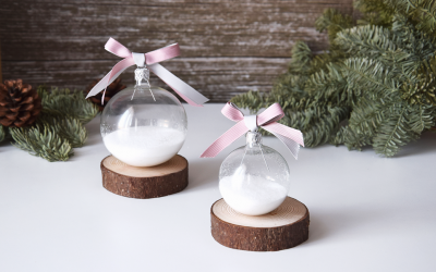 DIY: Przezroczyste bombki na 4 sposoby